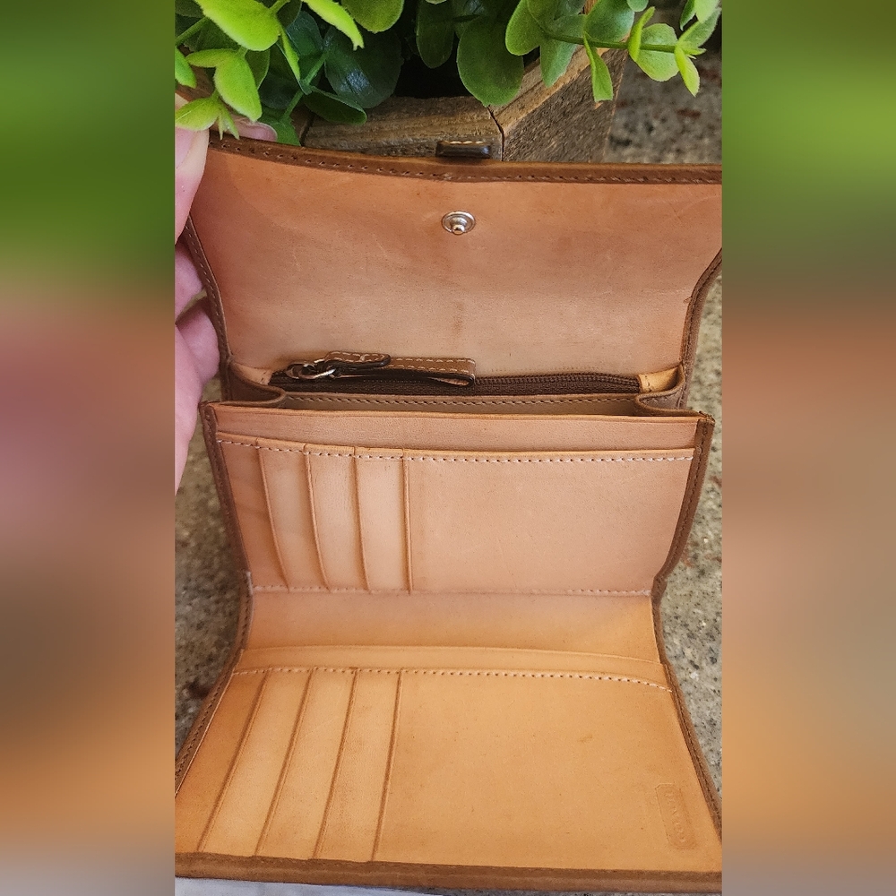 Brown Patterned Wallet - Picture 6 of 6